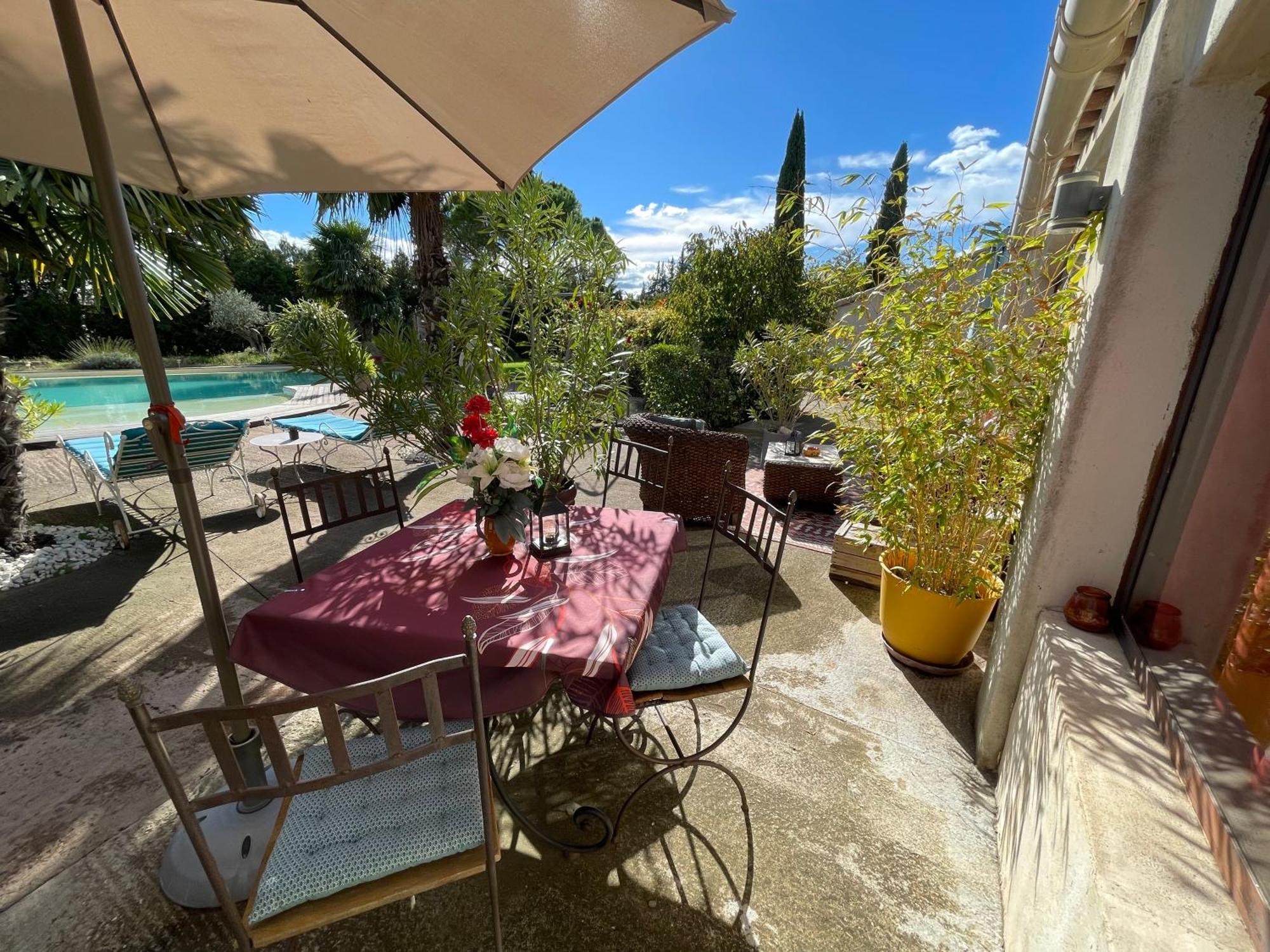 Mas De La Butte Blanche Bed & Breakfast Orgon Exterior photo